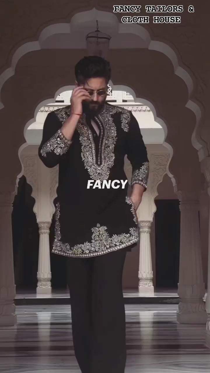 Vinay Rana Black kurta set With Embroidery work
